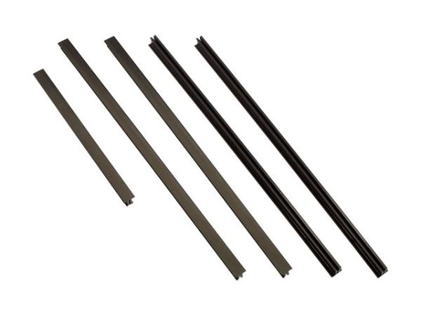 NetShelter SX 42U/48U Baying Trim Kit Black